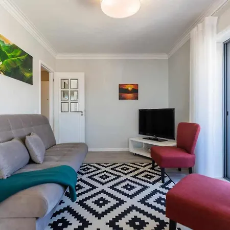 Vista Mare By Destiny Apartment